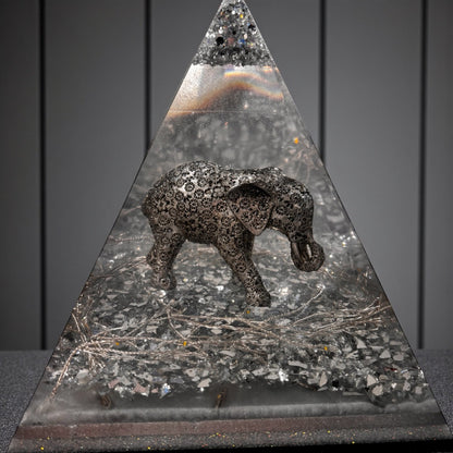 Pyramide éléphant illuminée - Créations Joha